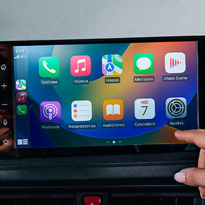 SISTEMA DE AUDIO CON PANTALLA TÁCTIL DE 10.1¨

Sistema equipado con Android Auto® y Apple CarPlay® para estar conectado en todo momento.